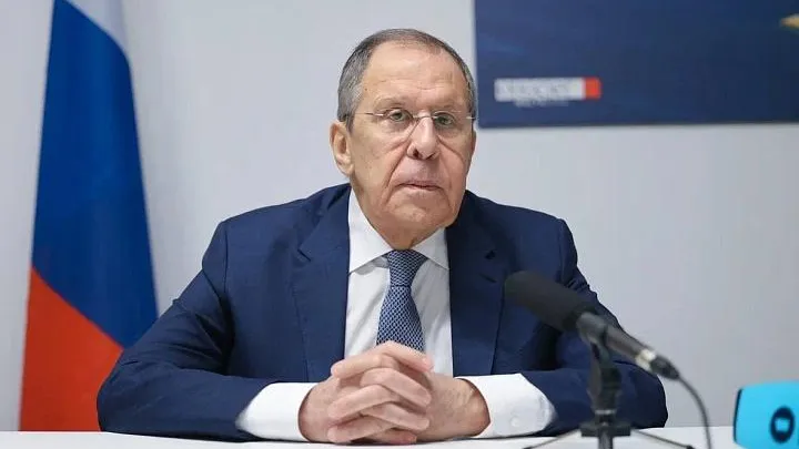 Лавров назвал детьми бегающих от него европейских дипломатов