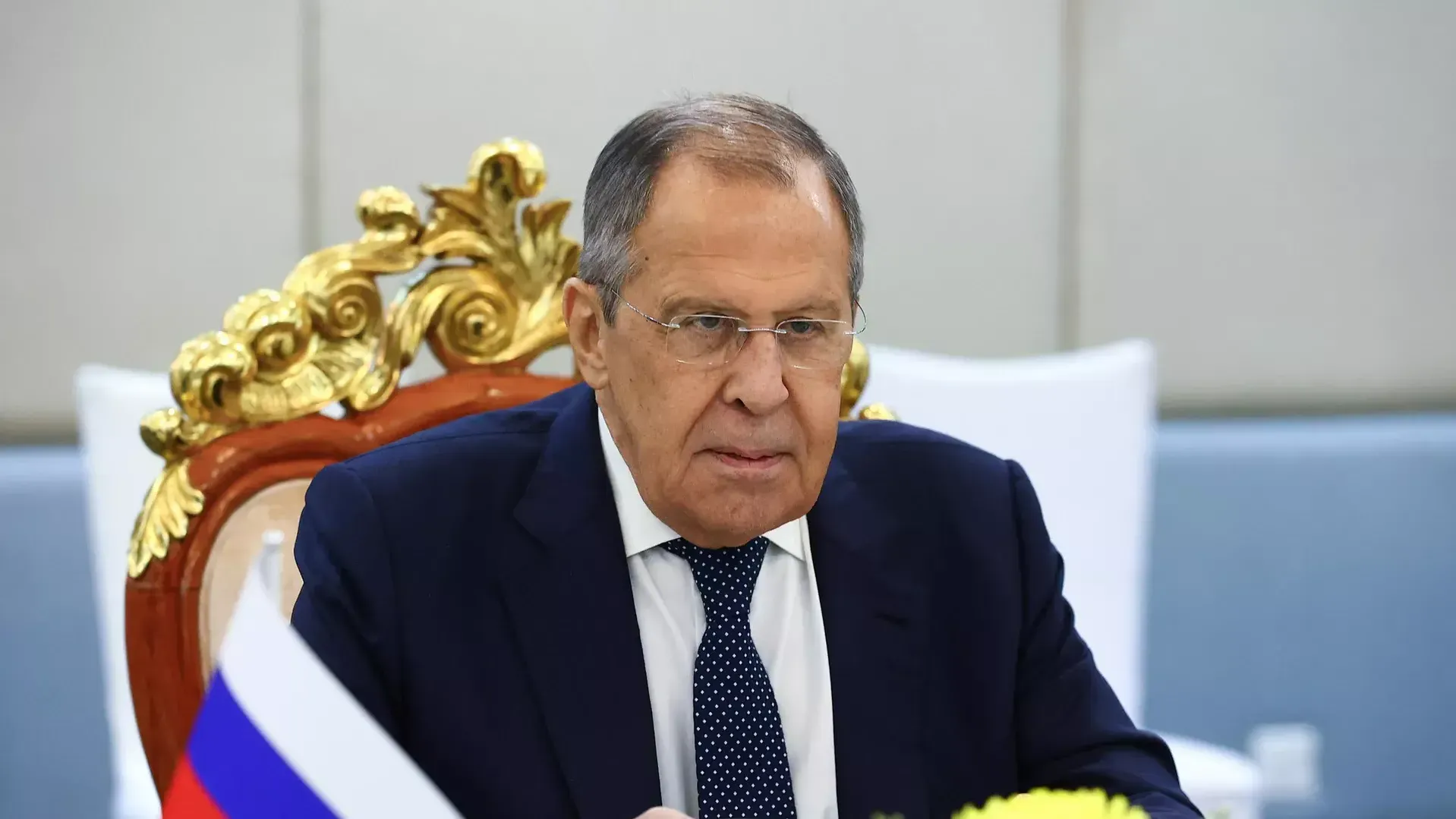 Лавров: Запад склоняет союзников России прекратить с ней все контакты