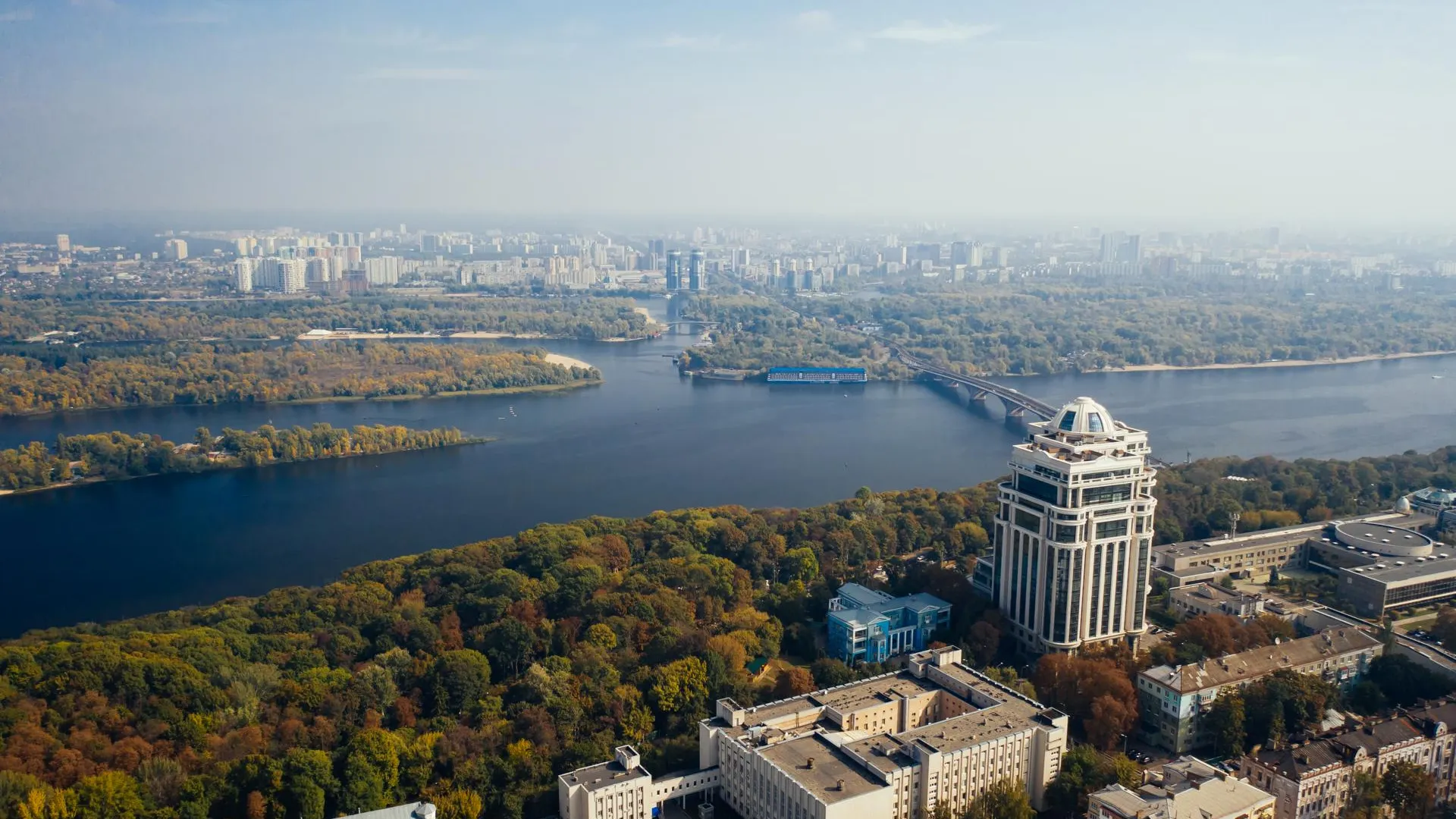 Депутат Хамитов считает, что разговорами о референдуме Зеленский старается отсрочить крах Украины