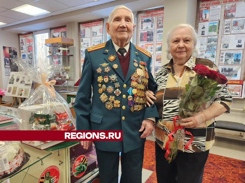 Ветеран с женой Аллой Жучковой.&nbsp;Фото: REGIONS/Наталья Дорошева