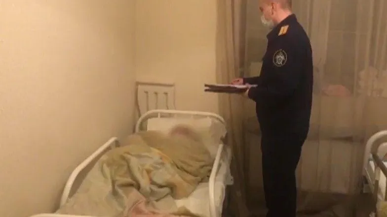 СК проверяет информацию о жестоком обращении в доме престарелых в Мытищах