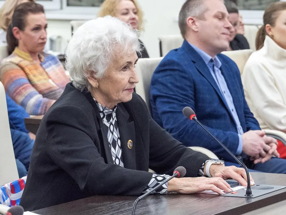 Людмила Колобанова (в центре).&nbsp;Фото: администрация г.о. Реутов