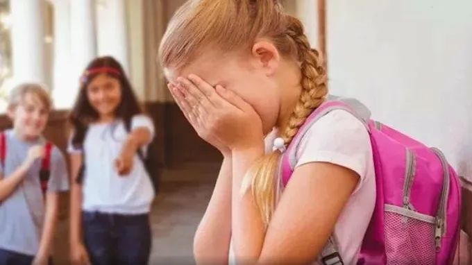 Школьница. Фото: freepik.com