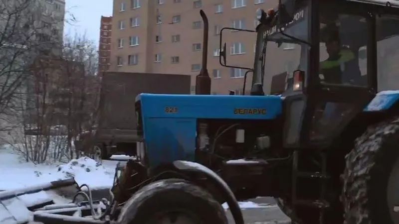 Снегопады не помешали привычной жизни города