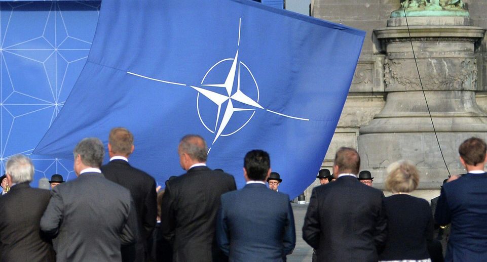 Стармер: Великобритания поддержит любое развертывание войск НАТО в Польше