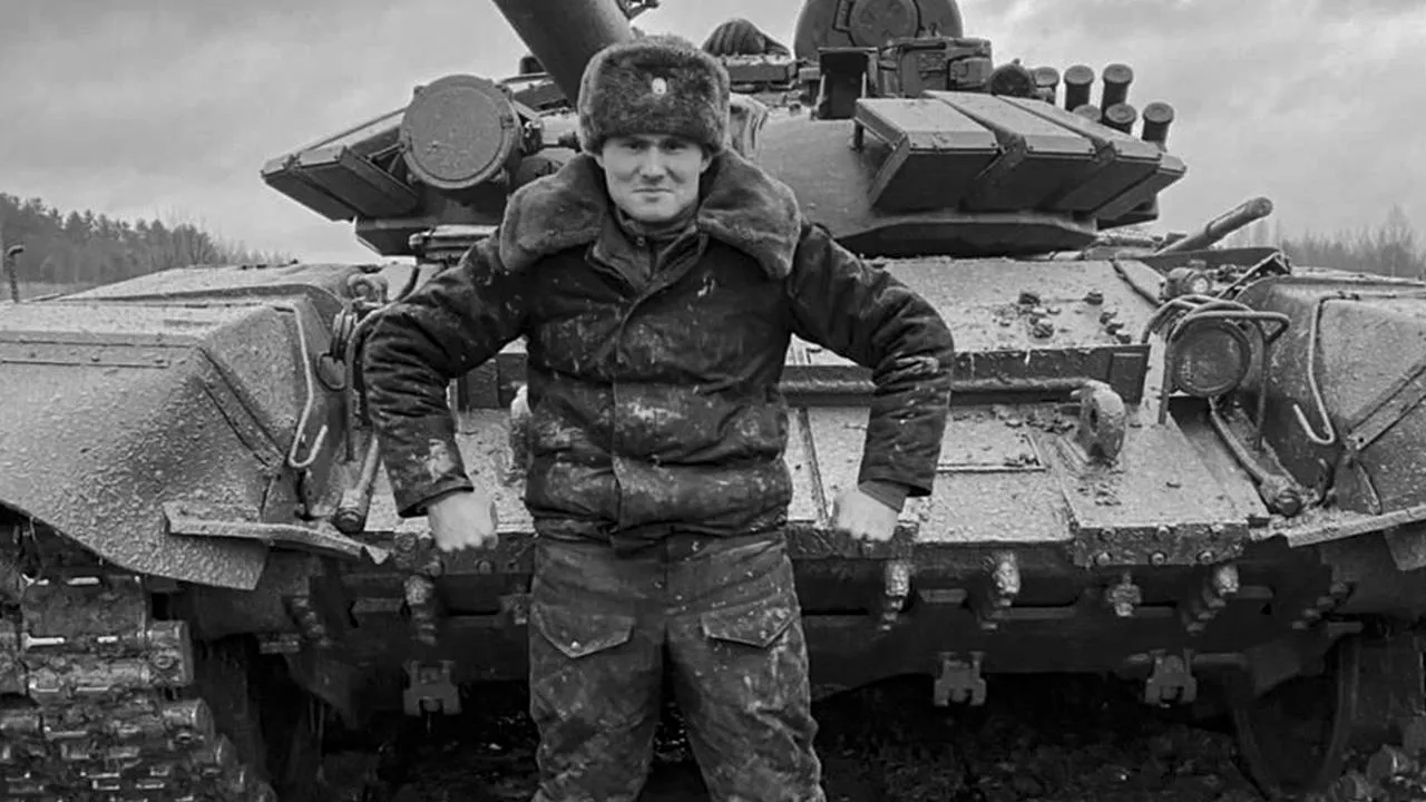 «Не верь никому, я вернусь»: мать погибшего на СВО танкиста не уверена, что похоронила сына