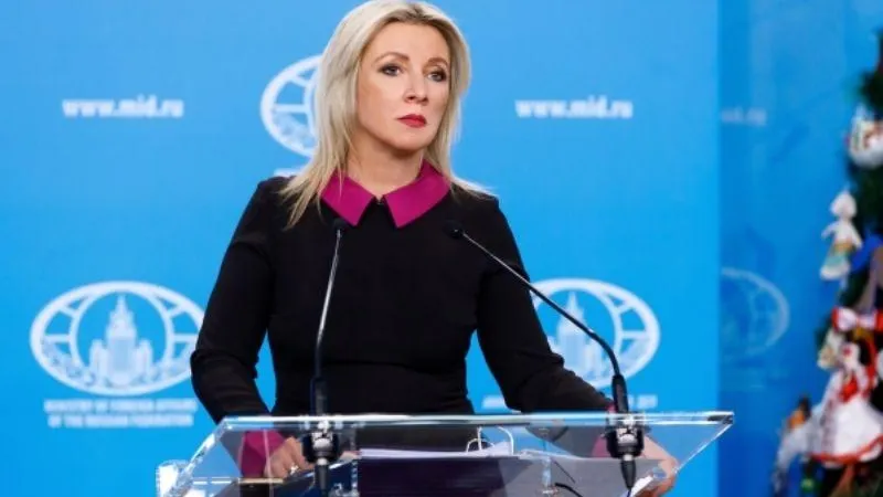 Захарова: пресса США и ФРГ попалась на одновременном вбросе в медиаполе ложной информации