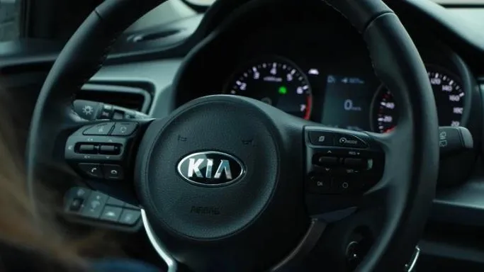 Машина. Фото: unsplash.com