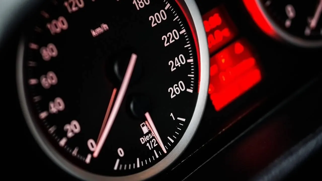Автоэксперт Арбузов спрогнозировал снижение цен на машины 2022-2023 годов выпуска