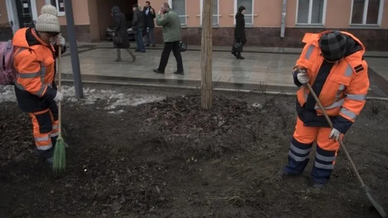 Вдвое больше дворников и новое приложение. Губернатор рассказал о качественной уборке в Подмосковье