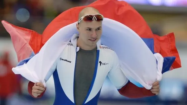 Кулижников стал чемпионом мира на дистанции 500 метров