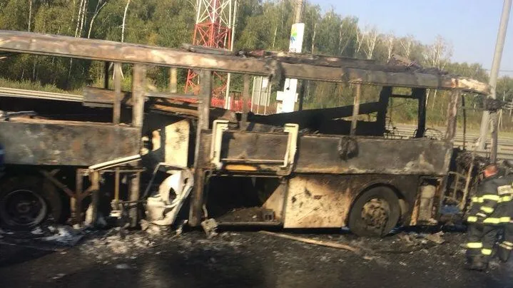 Причиной возгорания в автобусе на трассе М-2 стало задымление в моторном отсеке