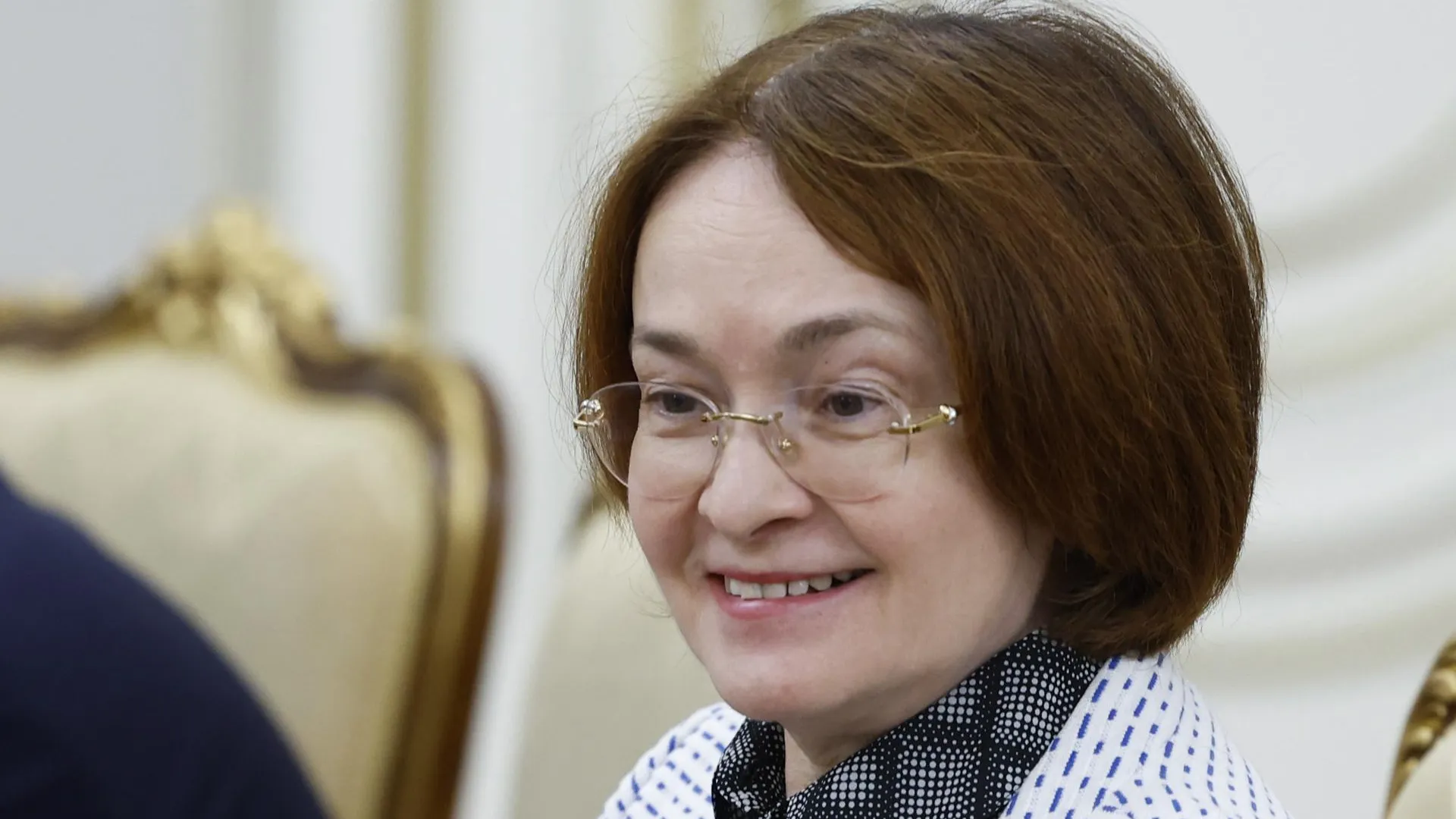 Глава Центробанка заявила о притоке наличной валюты в отечественные банки