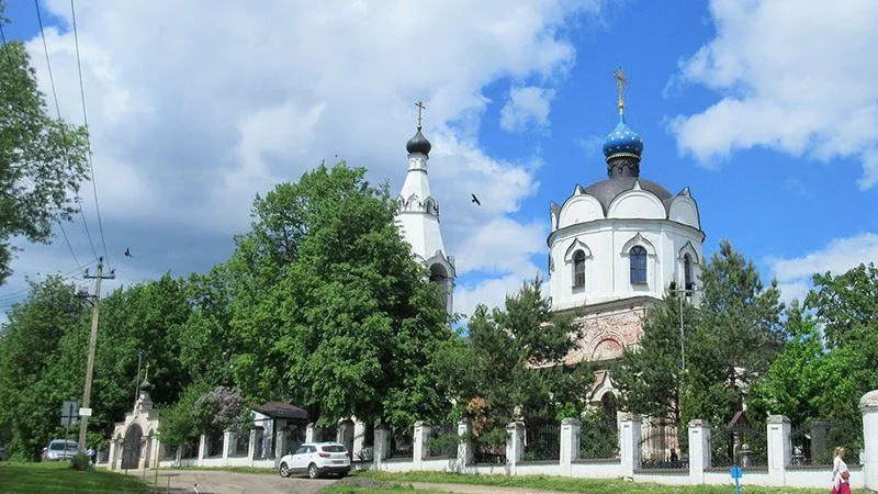 Церковь в Меткино и образ Живоносный Источник