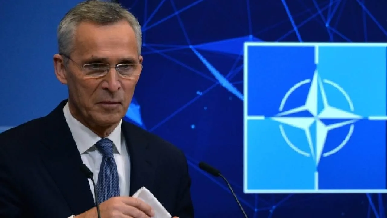 Генсек НАТО объяснил причины перемены настроения президента Украины в ходе саммита