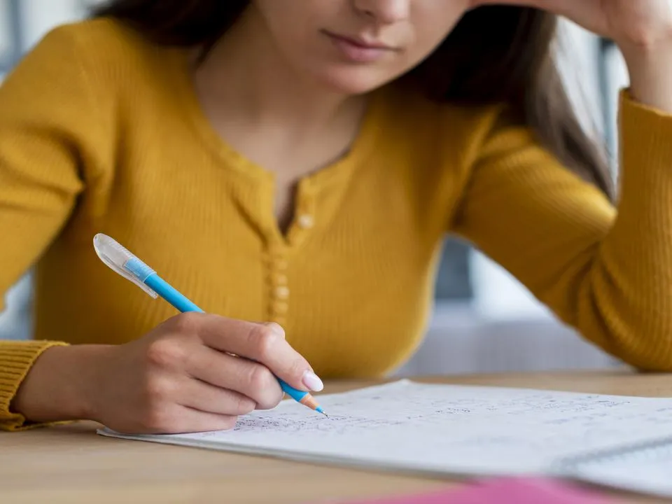 Подготовка к экзаменам, дача, скейт: выяснилось, чем российская молодежь собирается заниматься в длинные выходные