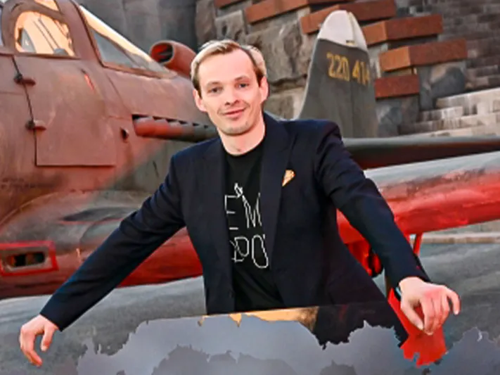 Звезда сериала «Фандорин. Азазель» раскрыл подробности неожиданной концовки