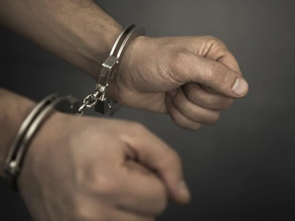 «Начать переговоры»: что нужно сделать, чтобы вернуть застрявшего в Финляндии лидера «Русича»