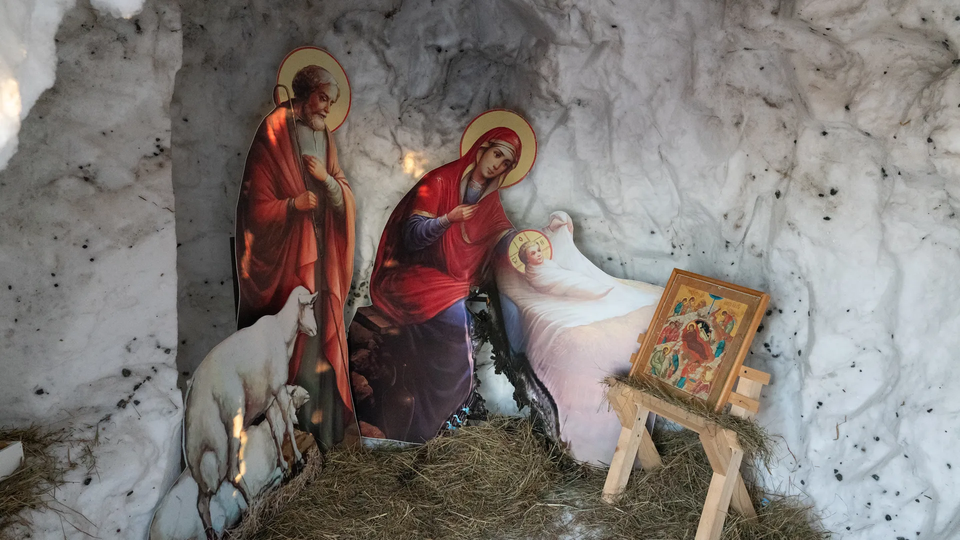 Задержанный в вертепе: разыскиваемый преступник прятался в яслях Иисуса