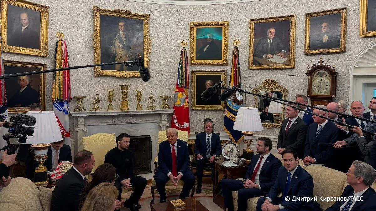 РИАН выложило полную версию «порки» Трампом Зеленского на русском языке