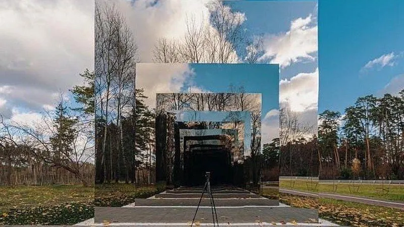 Зеркальный коридор и 200 каменных скульптур. Топ-5 мест для осенних фотосессий выбрали в Подмосковье