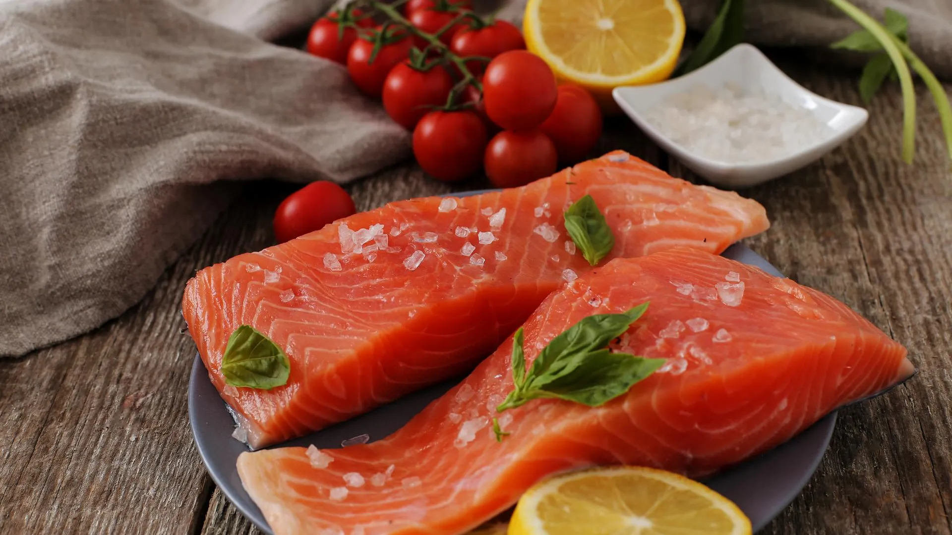 Диетолог Журавлева перечислила продукты, которыми следует заедать стресс