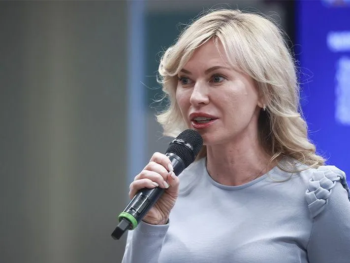 Депутат Госдумы Стенякина: «Призываю всех блогеров озаботиться финансовой чистоплотностью»