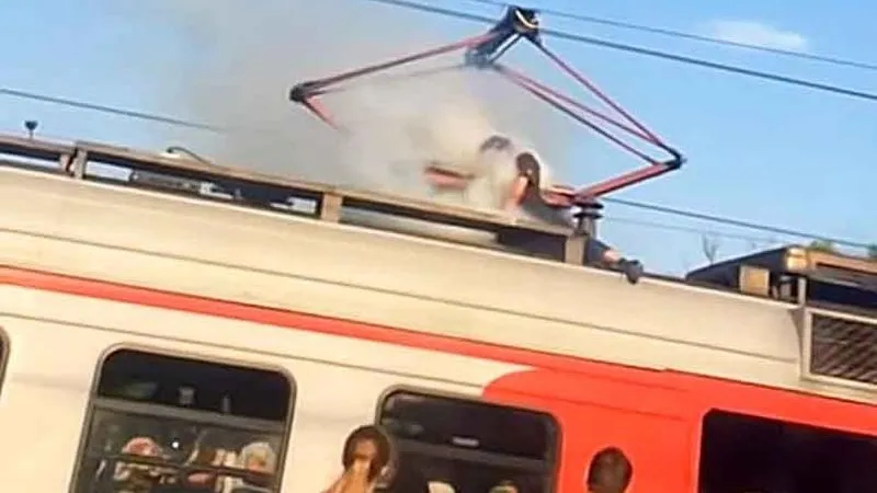 Подростка-зацепера убило током на крыше электрички в Воскресенске