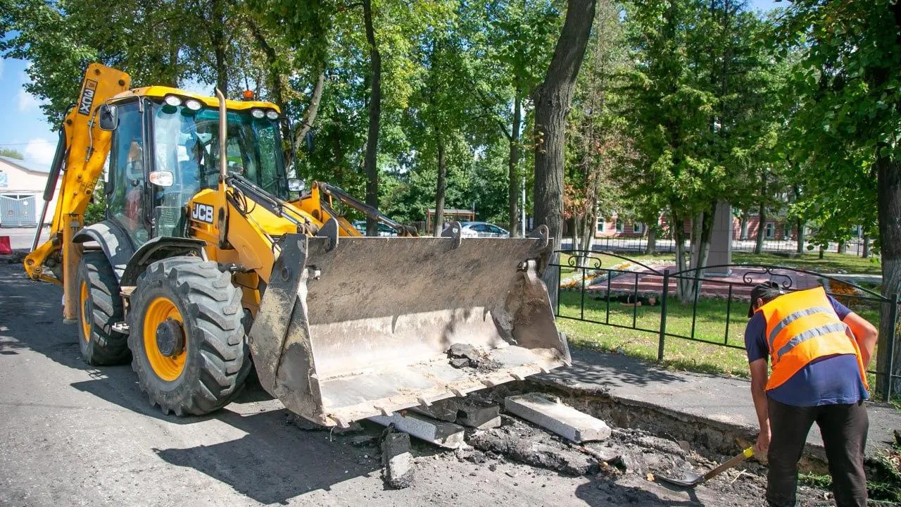 В подмосковных Озерах к сентябрю завершится ремонт дорог