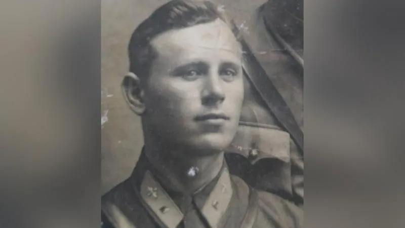 Жительница Подмосковья ищет могилу деда-летчика, погибшего в 1943-м