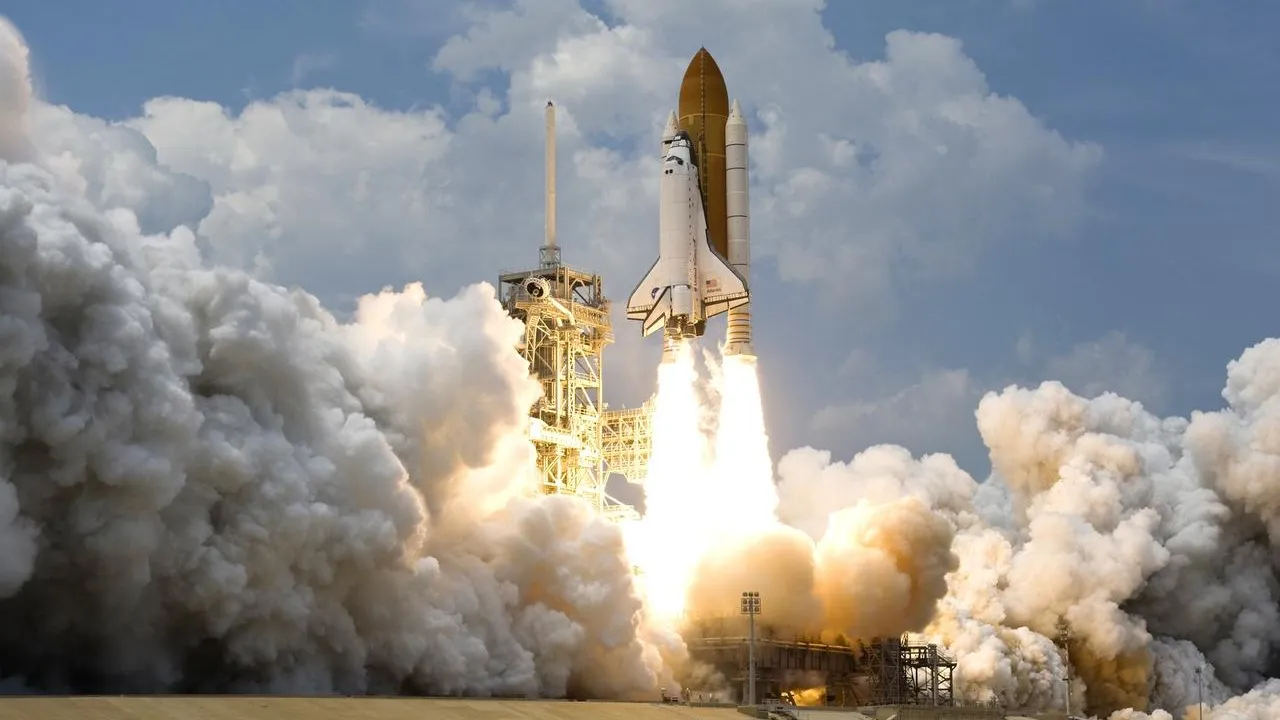 Из-за неудачного запуска Starship в США нарушились маршруты около 240 авиарейсов