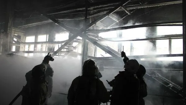 В Коломне при тушении задымления в жилом доме погиб пожарный