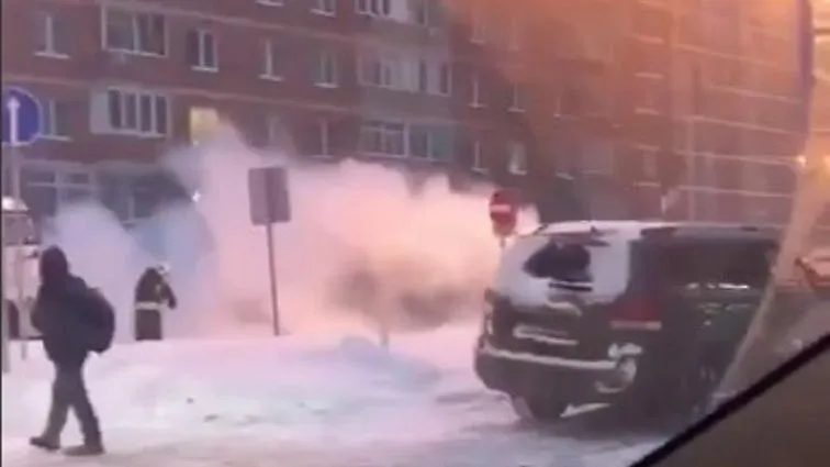 Горит автомобиль в Видном. Фото: «Подслушано Видное 18+»