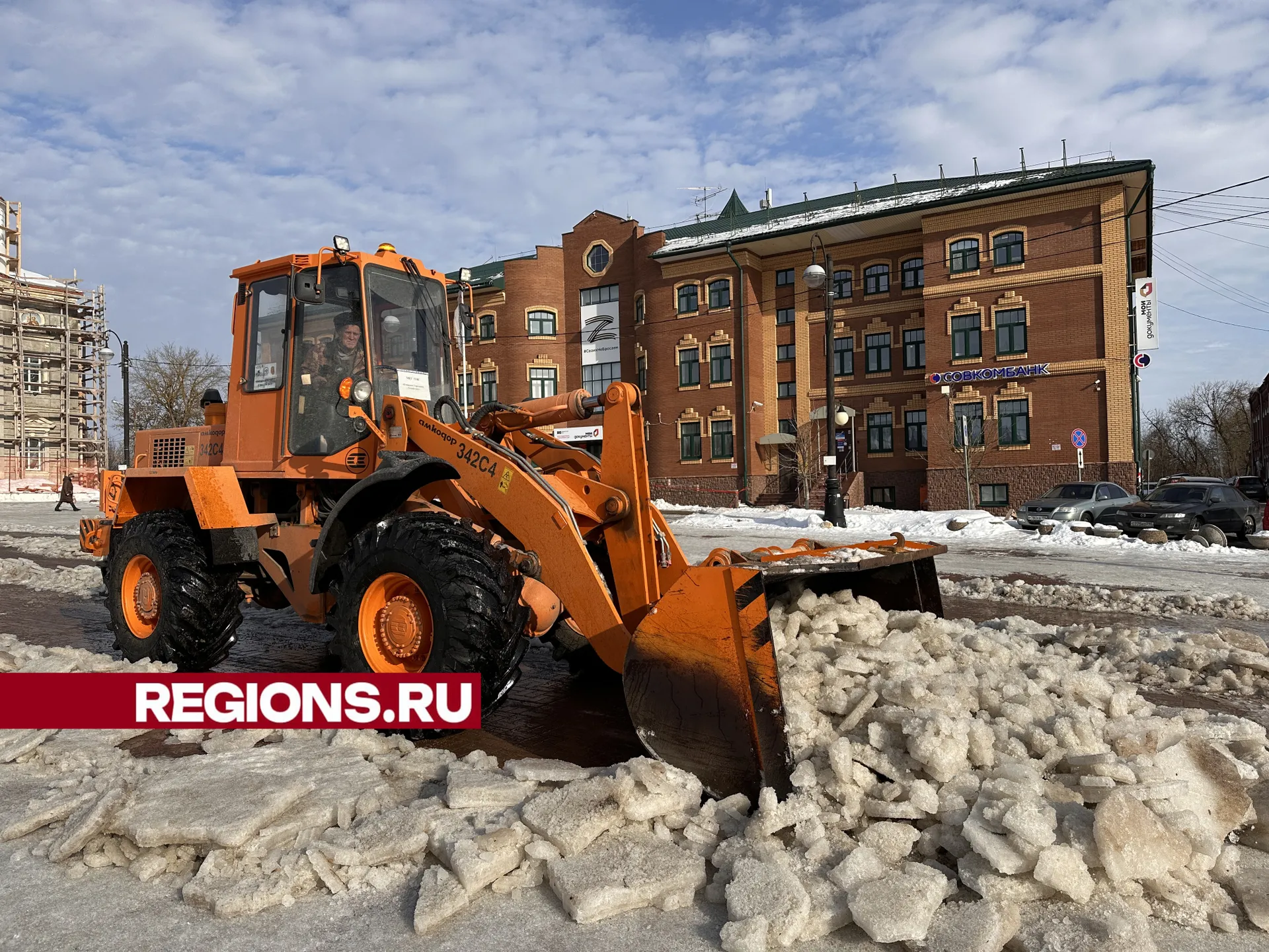 Уборка снега. Фото: Данила Кирьянов&nbsp;