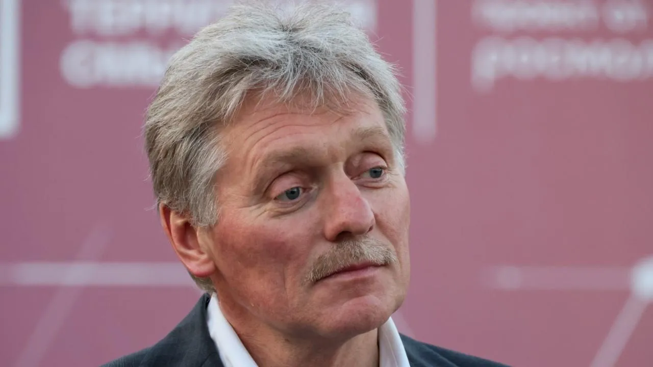 Песков напомнил Пашиняну, что в России живет больше армян, чем в Армении