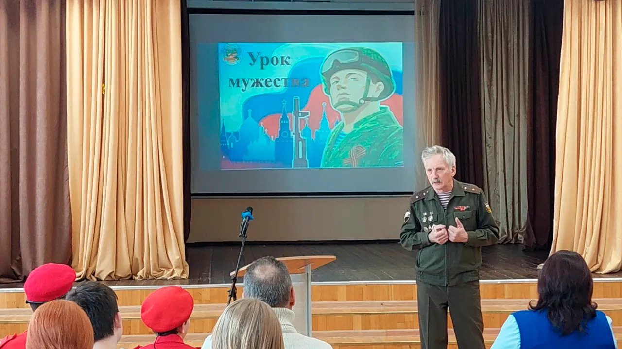 vk.com/МБОУ "Лицей №5"