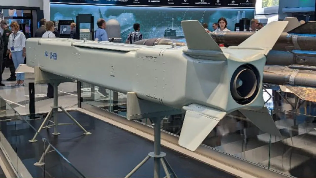 Defence Express: Россия уничтожила Трипольскую ТЭС новейшими ракетами Х-69, которые страшнее «Кинжалов»