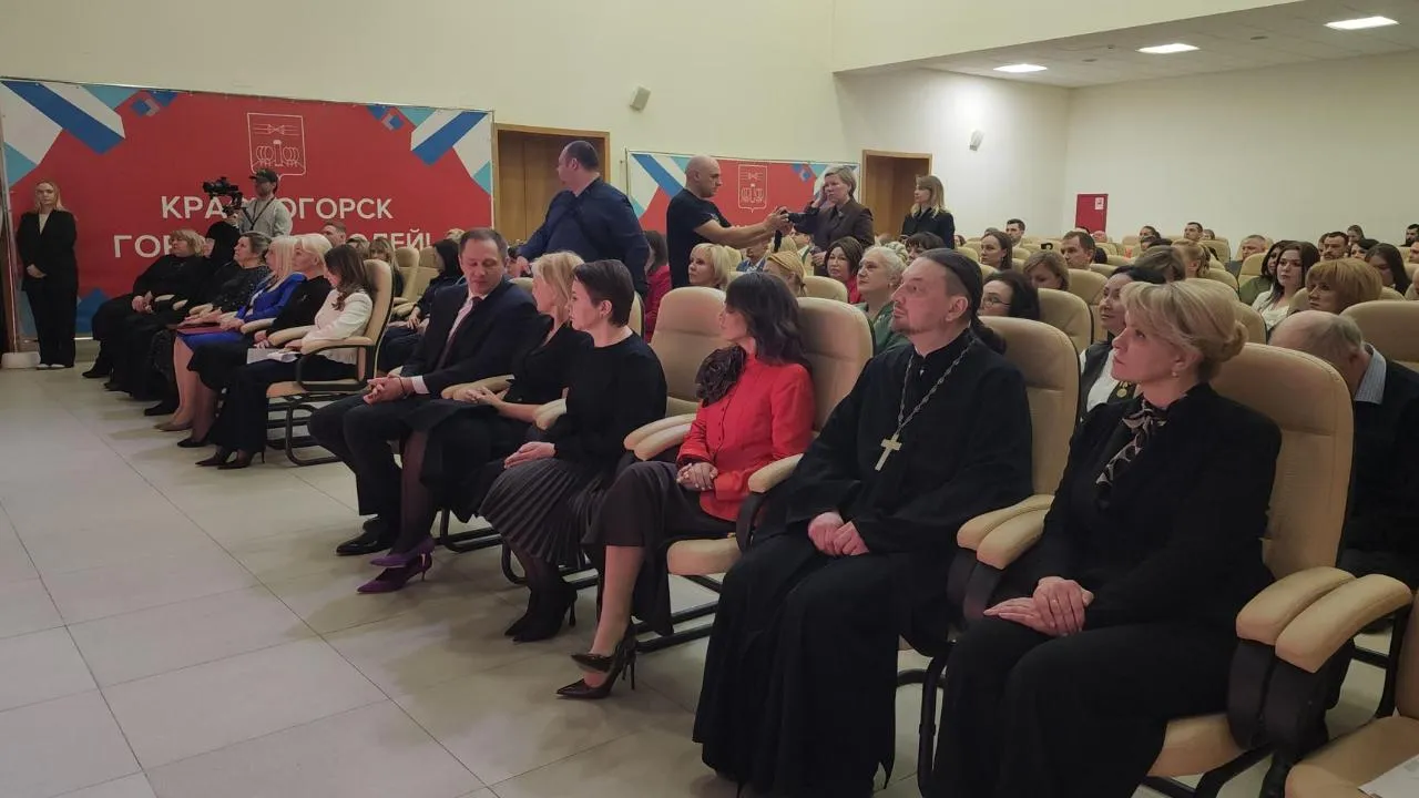 REGIONS/Кристина Ларина