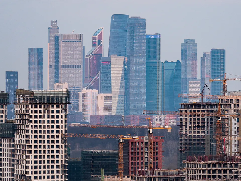 Москва или Питер: турэксперт Филиппова рассказала, какой город лучше