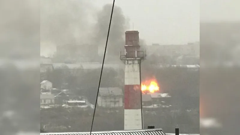 Три часа тушили частный дом в Серпухове: есть пострадавший