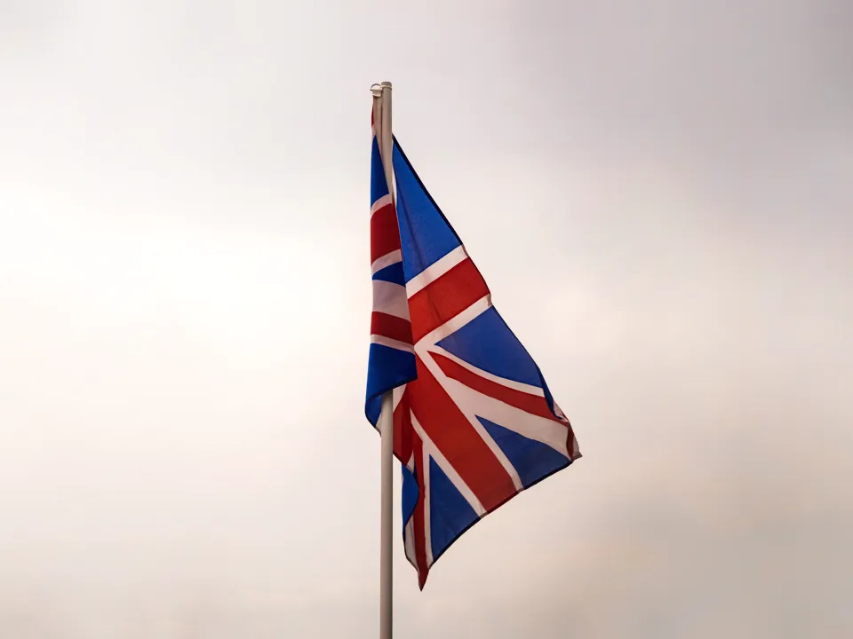 «Войны им тяжело было бы вести»: генерал-лейтенант Бижев объяснил, зачем Британия решила «освежить» свой ядерный арсенал