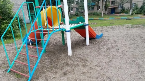 Детскую площадку привели в порядок в Коломне