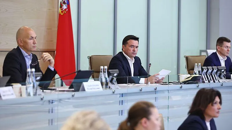 Важно информировать жителей о строительстве новых дорог — губернатор