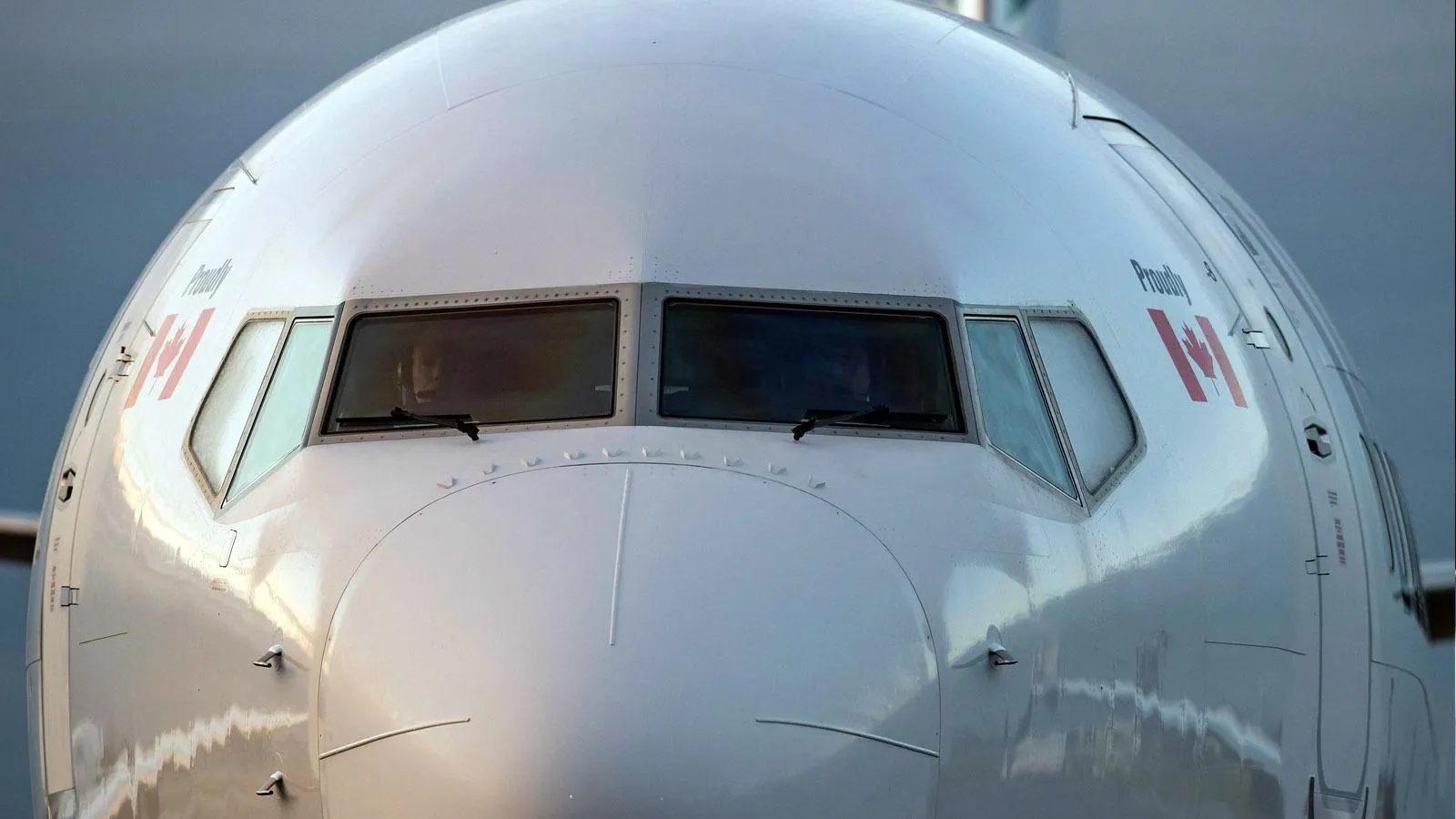 Нос канадского Boeing 737 MAX. Фото: Darryl Dyck