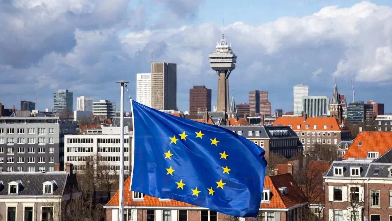 «Только неуверенный в себе человек»: бывший спикер Зеленского жестко прошлась по главе дипломатии ЕС