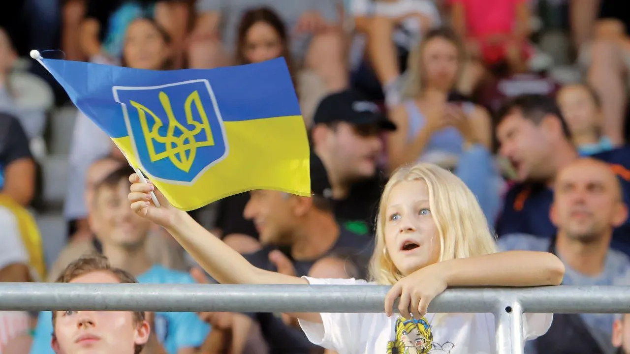 Эксперт Института стран СНГ: Украина теряет свою идентичность