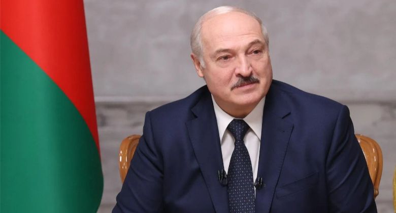 Лукашенко пообещал передать Путину сообщения от властей США