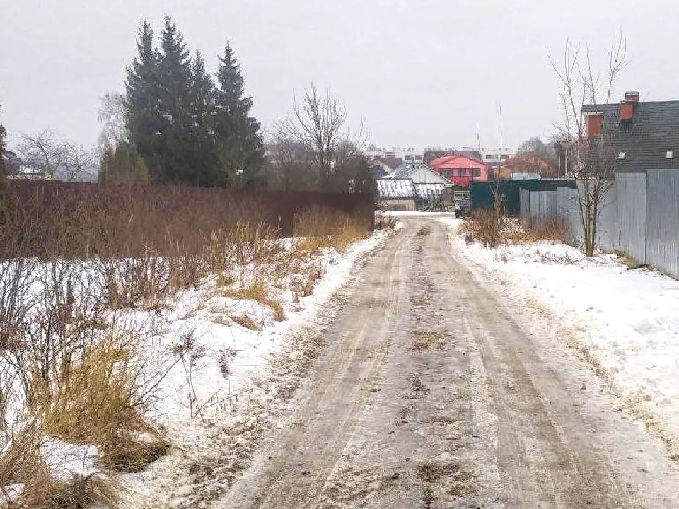 После очистки улица Первомайская обработана реагентами. Фото: администрация г. о. Лосино-Петровский.&nbsp;