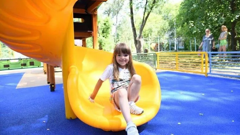 Благоустройство 735 дворов проведут в Подмосковье к октябрю