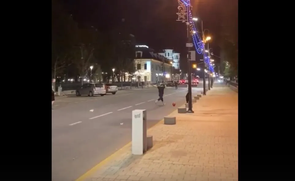 скриншот с видео